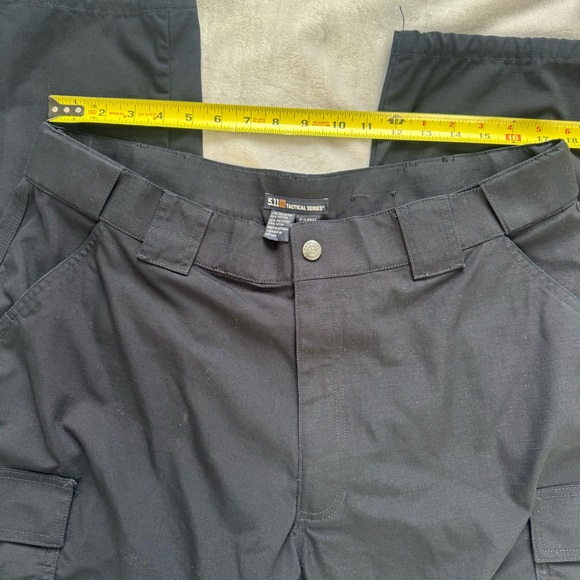 5.11 Tactical Series Black Cargo Pants XL Regular Inseam Ripstop Drawstring - Picture 3 of 10
